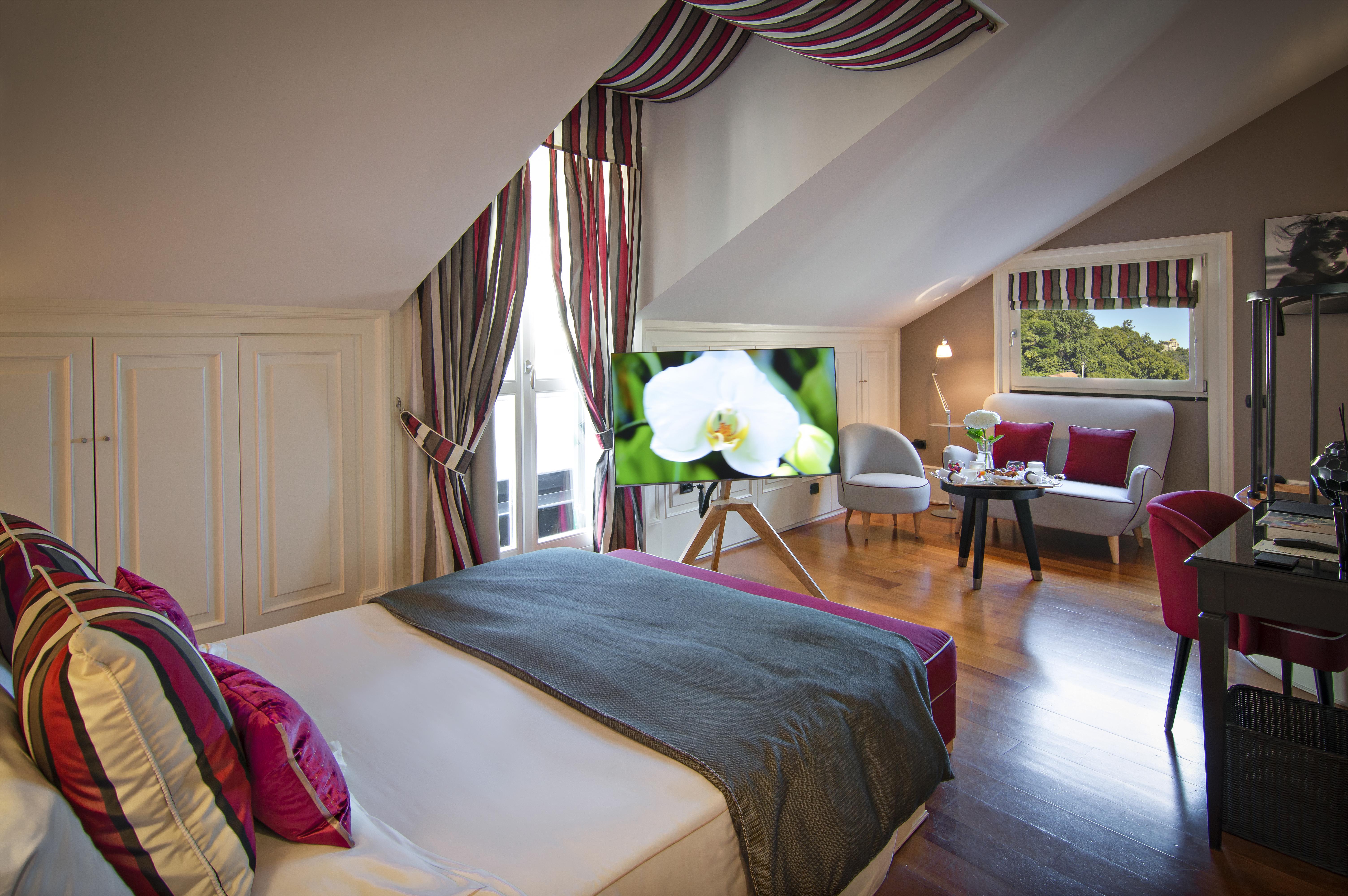 Hotel Eight